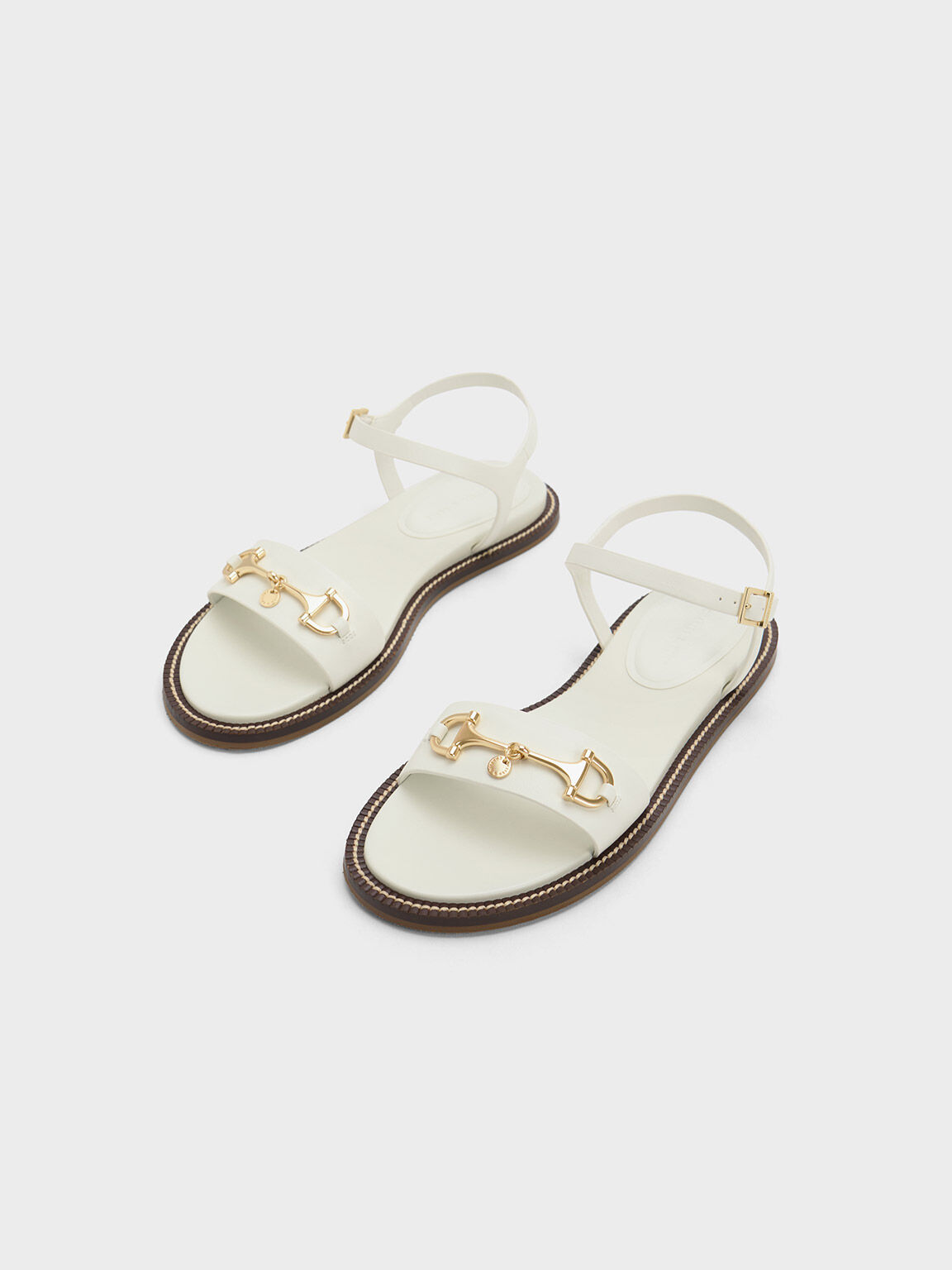 Buy Sapatos Trendy White Flat Sandals for Women Online at Best Prices in  India - JioMart.