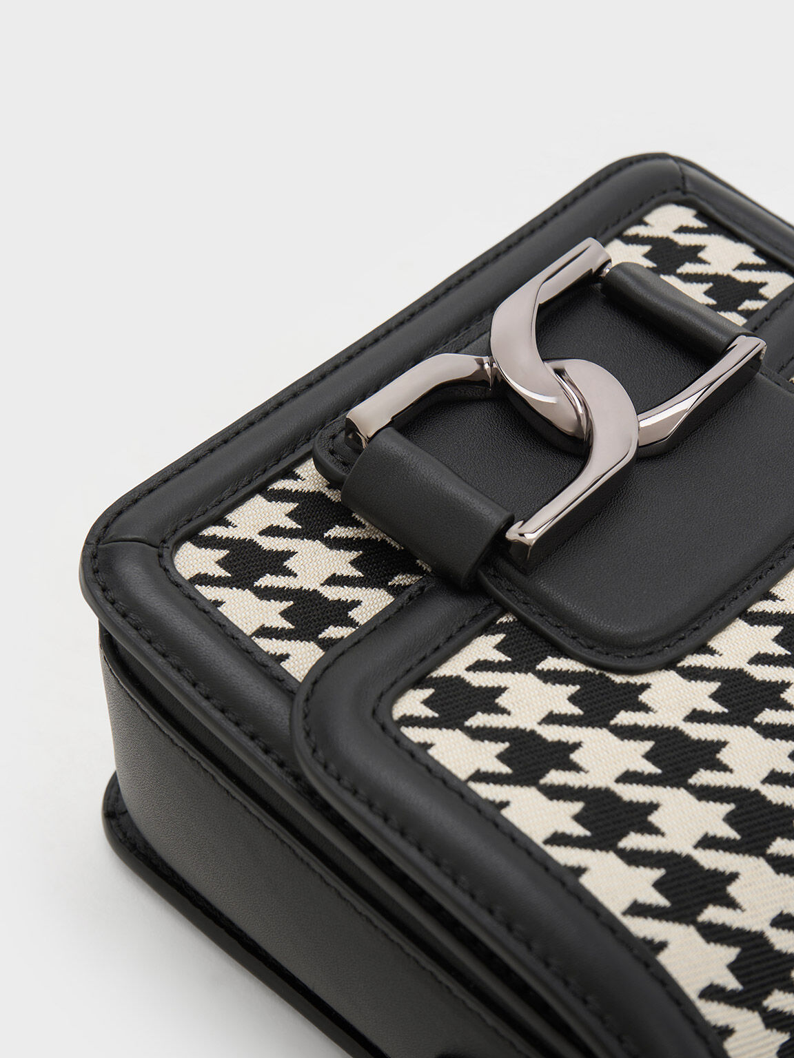 Exotic Black Sling Bag Houndstooth mini slingbag Black - Price in India |  Flipkart.com