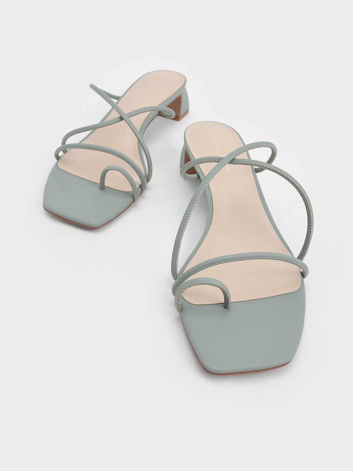 Toe Ring Sandals in Many Colours – Elena Chic