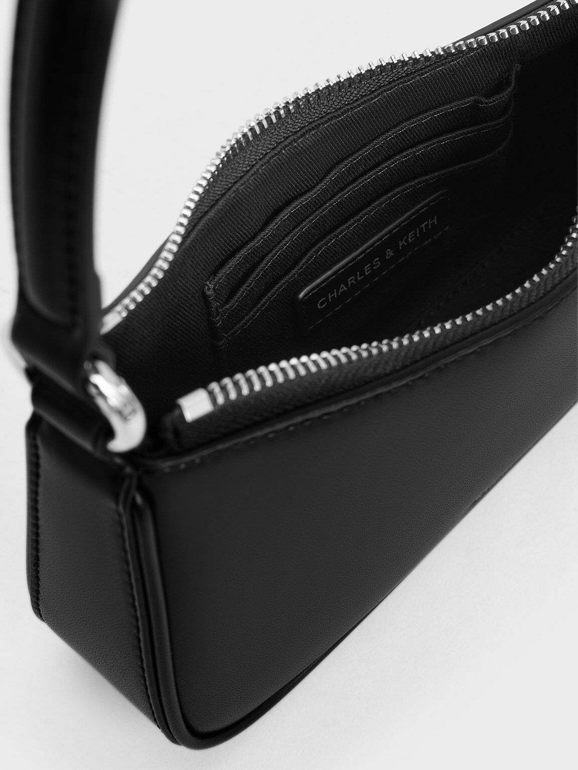 Curved Shoulder Bag - Noir