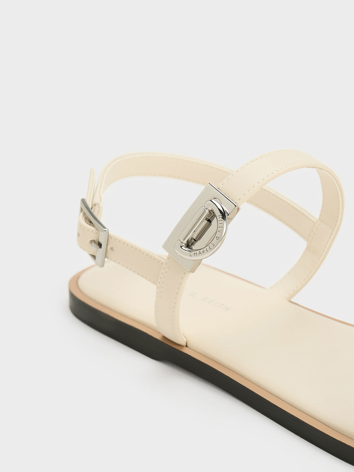 Womens Classic High Heeled Sandals, 100% Leather, Suede, Metal Belt Buckle,  Thick Heel, Large Size 35 42, Dust Bag From Heartbeatfashion, $19.81 |  DHgate.Com