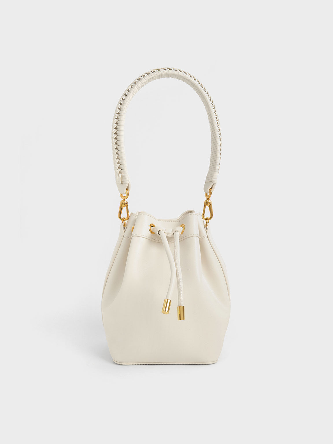 Rockstud Grainy Calfskin Bucket Bag for Woman in Black | Valentino US