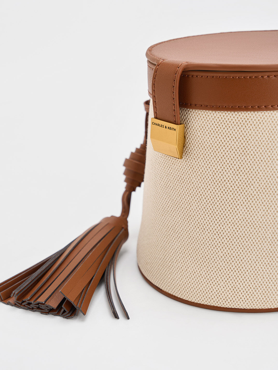 Sianna Canvas Bucket Bag, Chocolate, hi-res