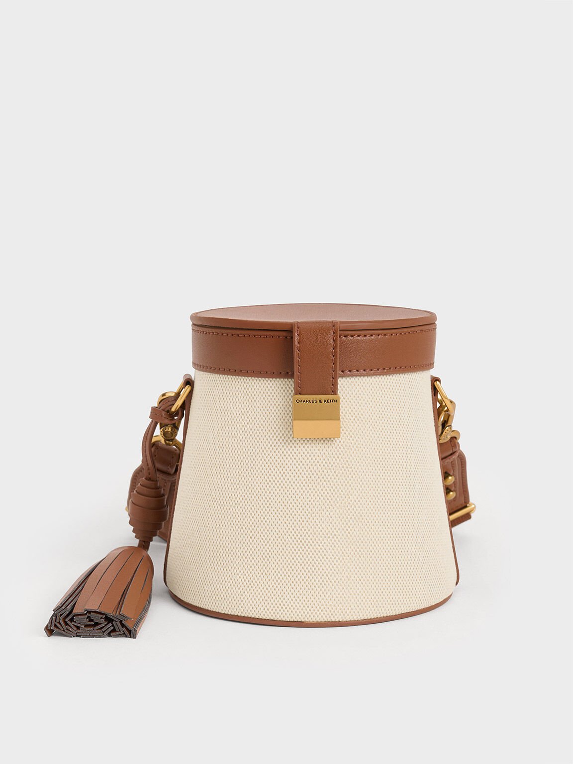 Sianna Canvas Bucket Bag, Chocolate, hi-res