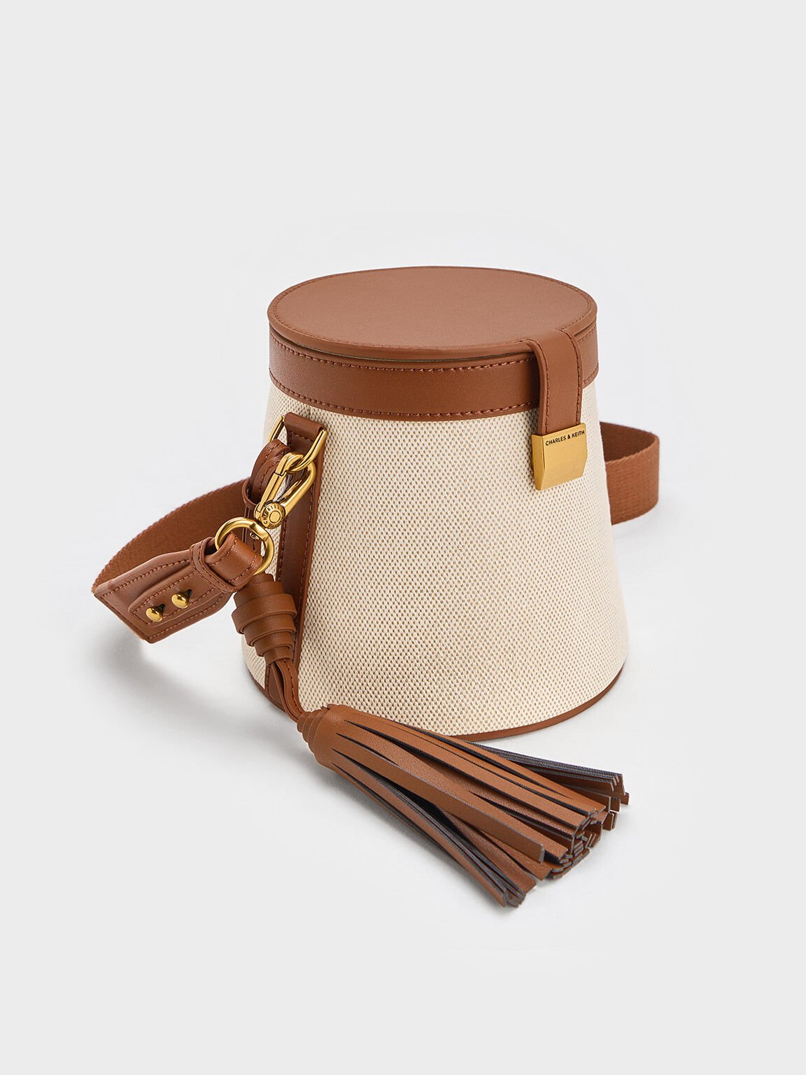 Sianna Canvas Bucket Bag, Chocolate, hi-res