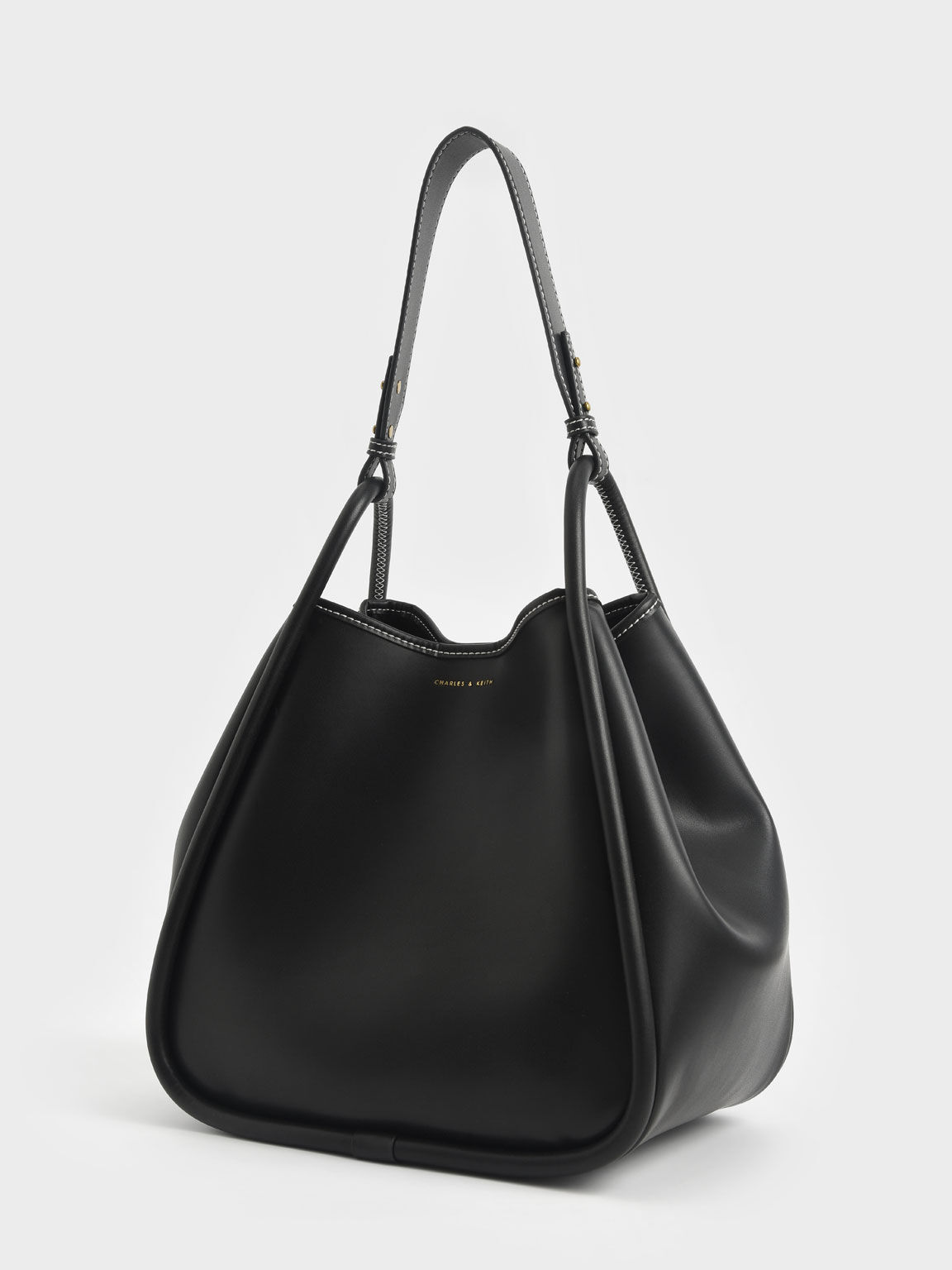 Amazon.com: Extra Large Purses for Women Oversized Slouchy Bag Black Handbag  Women Multi-pockets Hobo Top-handle Tote Soft Faux Leather Braided Shoulder  Pocketbooks-Black : Clothing, Shoes & Jewelry
