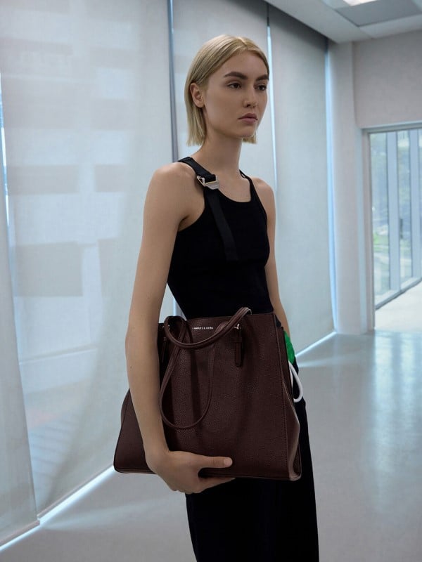 Sansa Tote Bag - Chocolate - CHARLES & KEITH