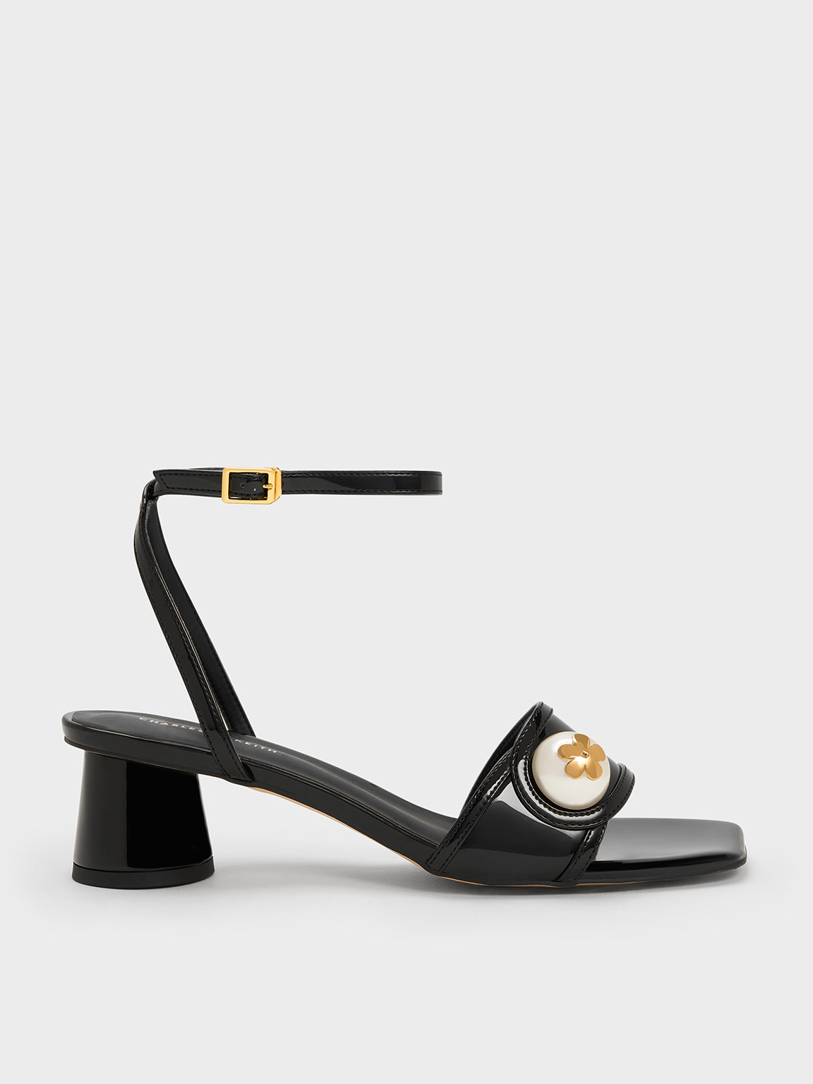 Buy SHOETOPIA Shoetopia Solid Ankle Strap Black Flatform Sandals For Women  & Girls | Shoppers Stop